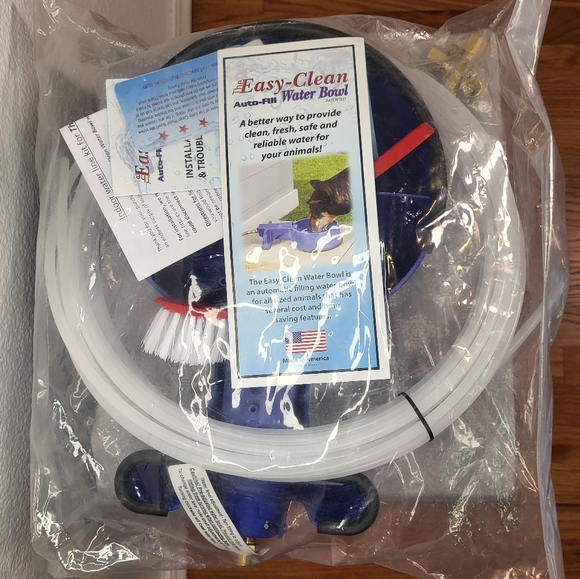 NWT Easy Clean Auto-Fill Water Bowl for Pets - Picture 3 of 6